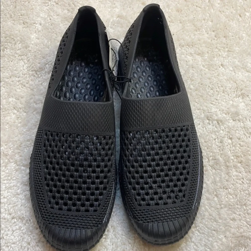 Layer 8 Mens Slip-on Lightweight Waterproof Flexible Walking Sneaker Shoe Sz 11